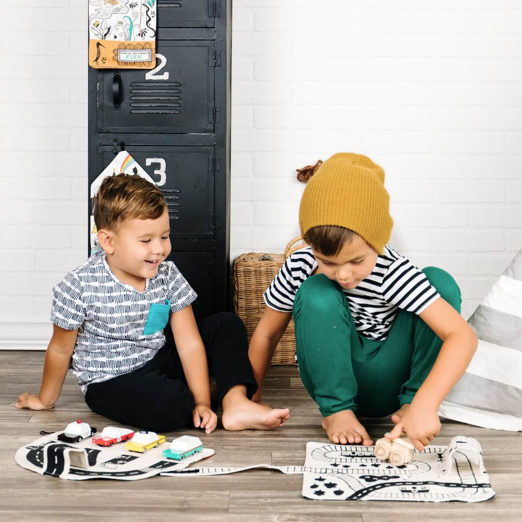 Travel Toys for Toddlers: Portable & Practical Toys On The Go