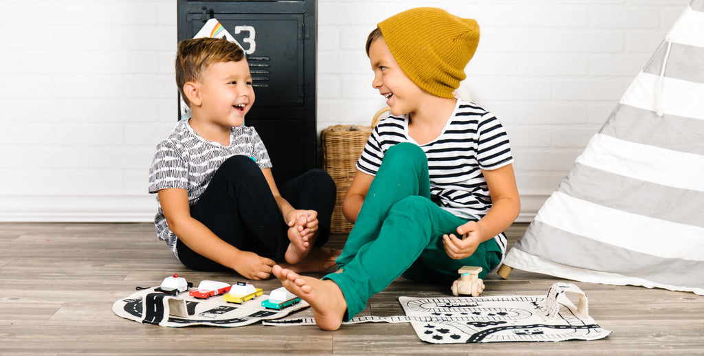 Toys for traveling, boys playing with So Handmade playmats